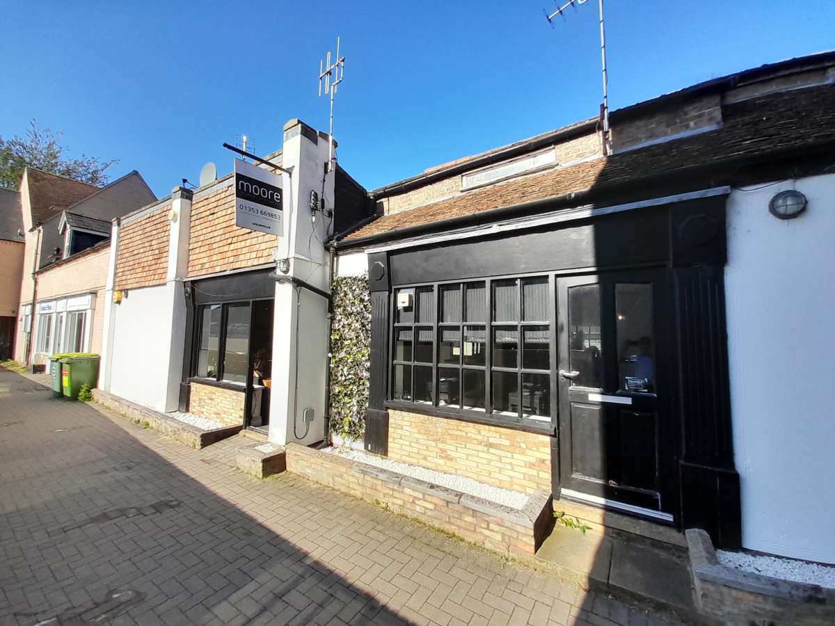 Retail in Ely
