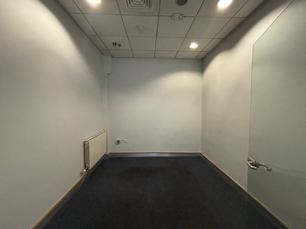 Retail/Shop in Sowerby Bridge - photo 4