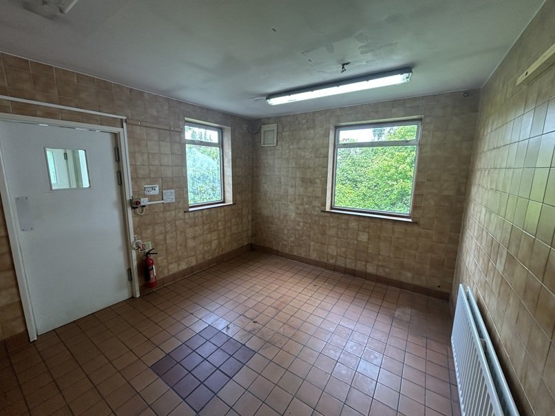 Retail/Shop in King's Heath - photo 2