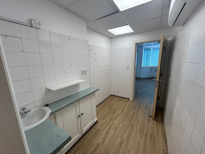 Retail/Shop in King's Heath - photo 3