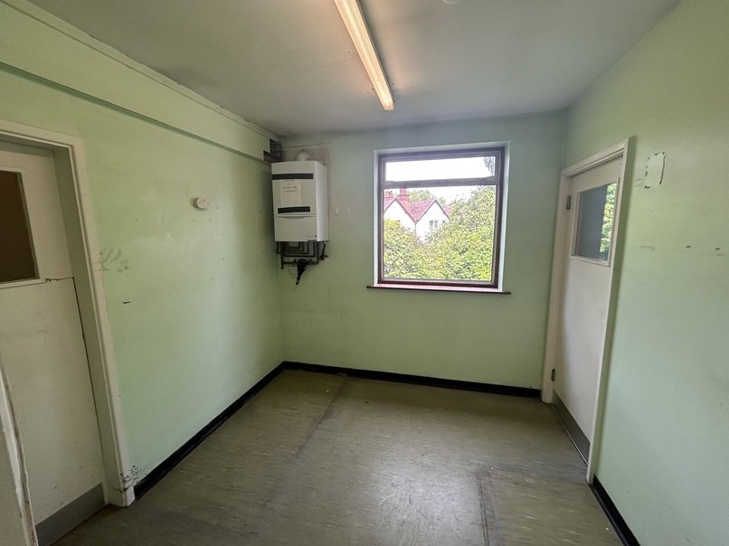 Retail/Shop in King's Heath - photo 4