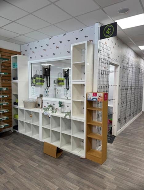Retail/Shop in Plymouth - photo 2