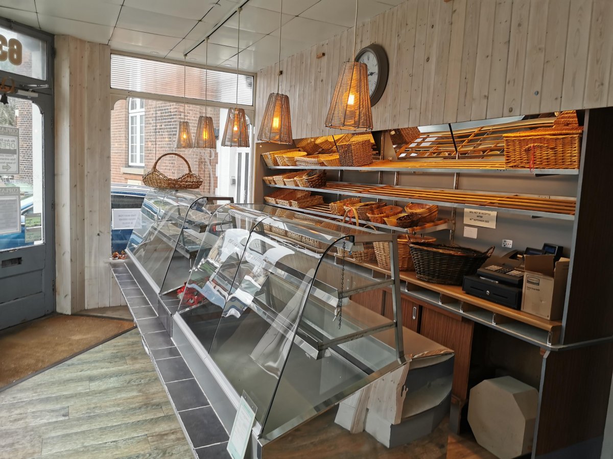 Retail/Shop in Great Yarmouth - photo 2