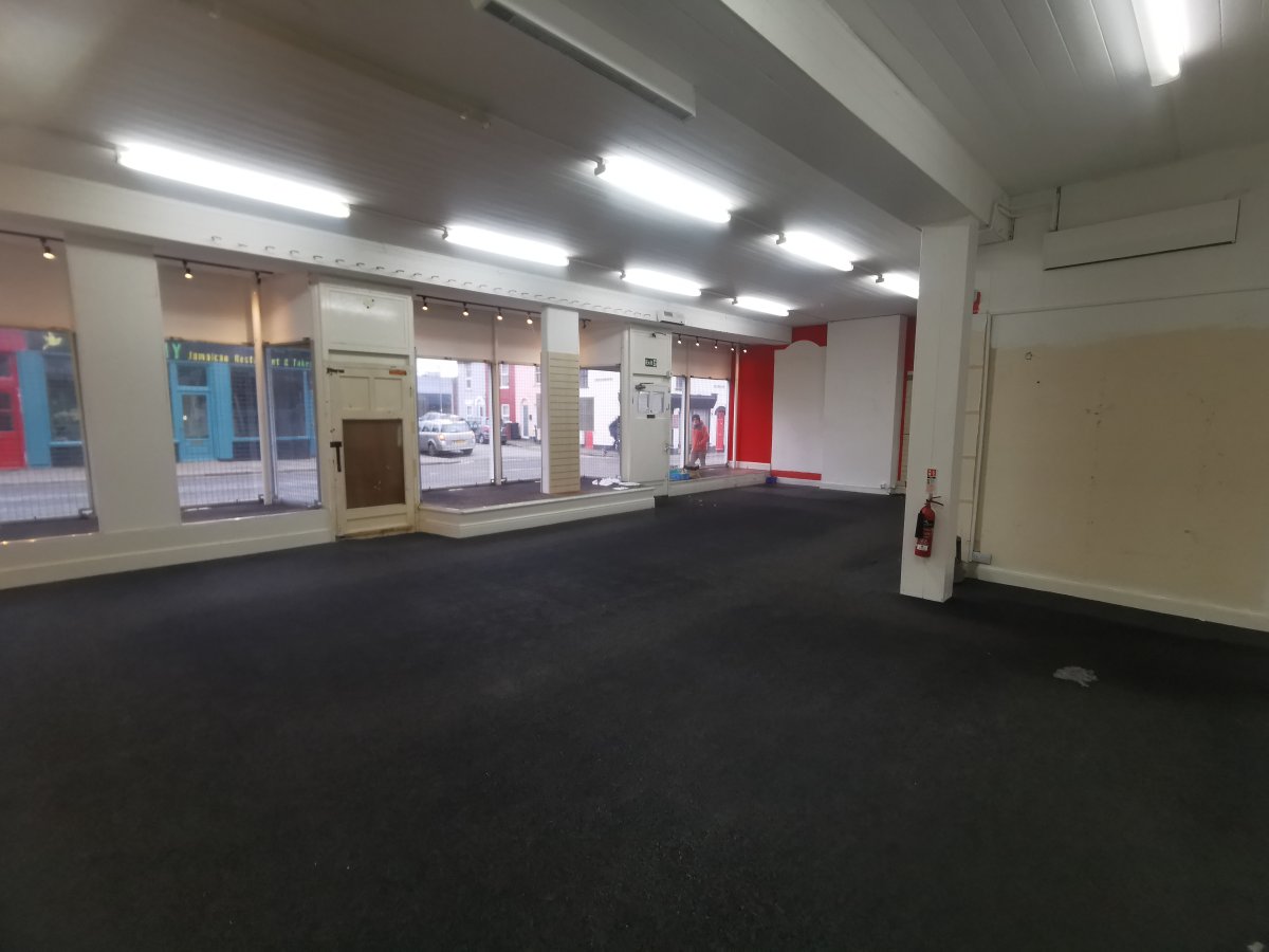 Retail/Shop in Great Yarmouth - photo 2