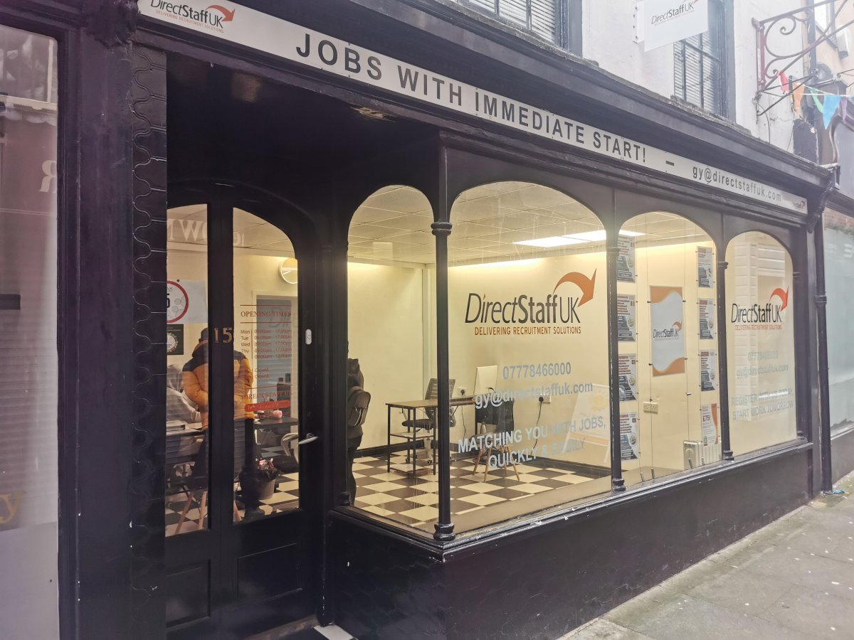 Retail/Shop in Great Yarmouth - photo 3