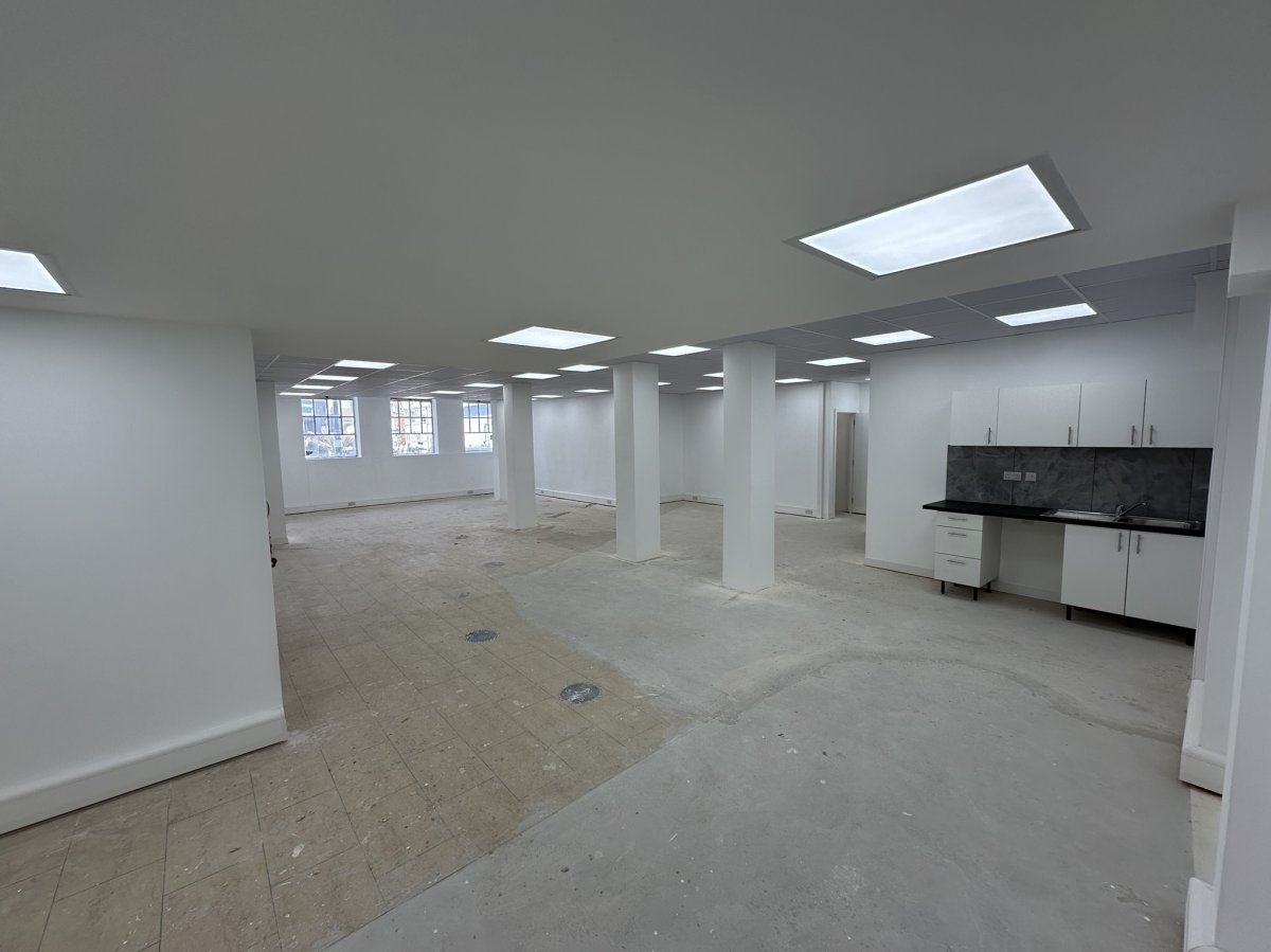 Retail/Shop in Bexhill - photo 4