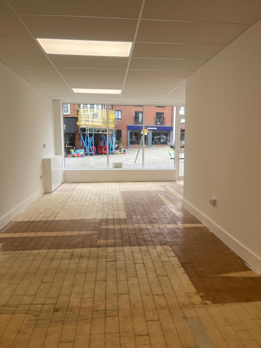 Retail/Shop in Letchworth Garden City - photo 3