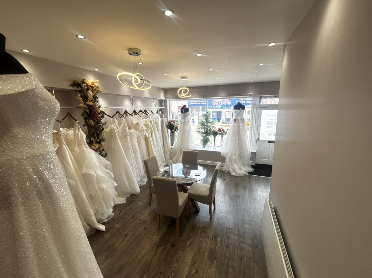 Retail/Shop in Hinckley - photo 2
