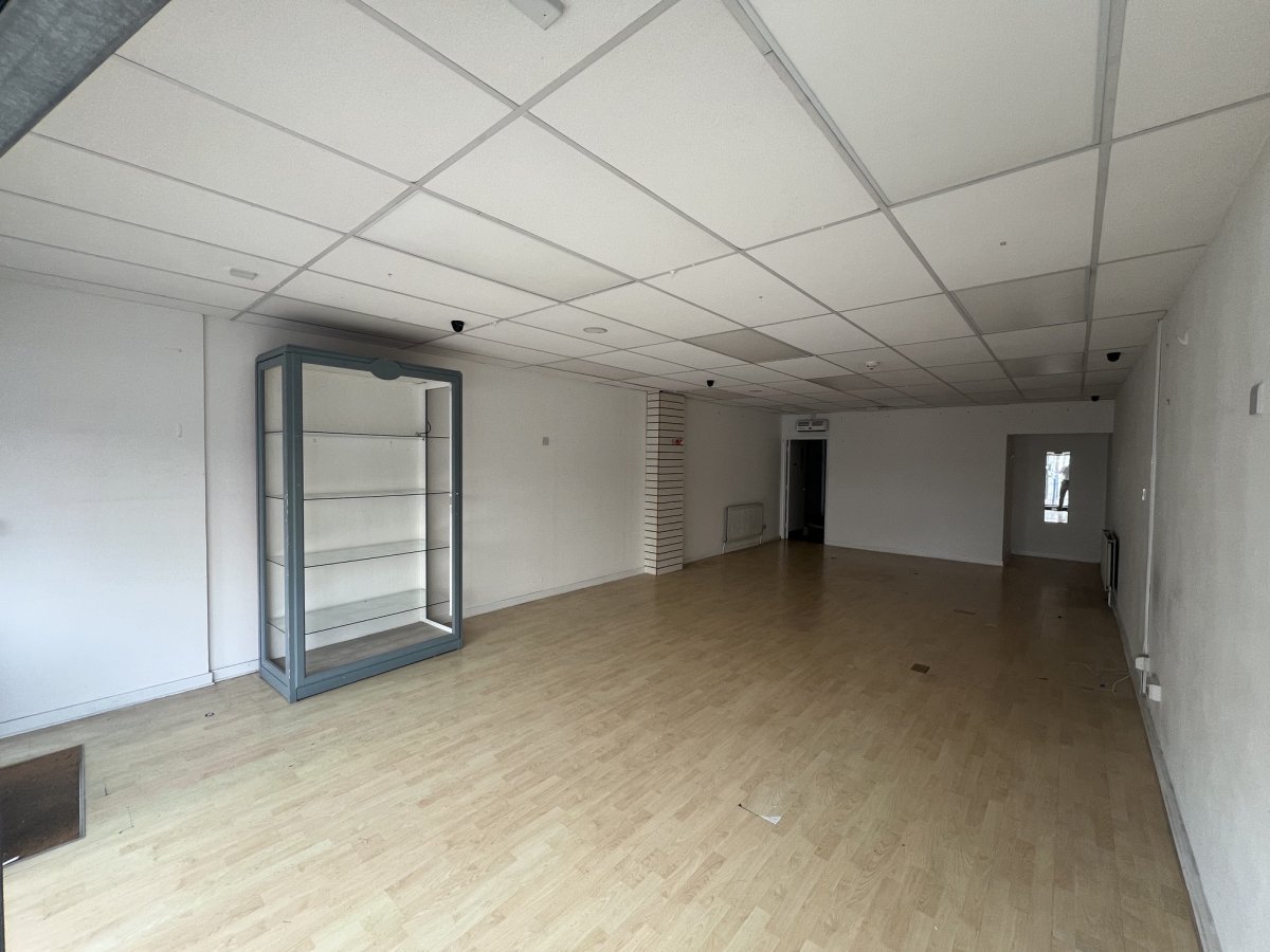 Retail/Shop in St. Neots - photo 2