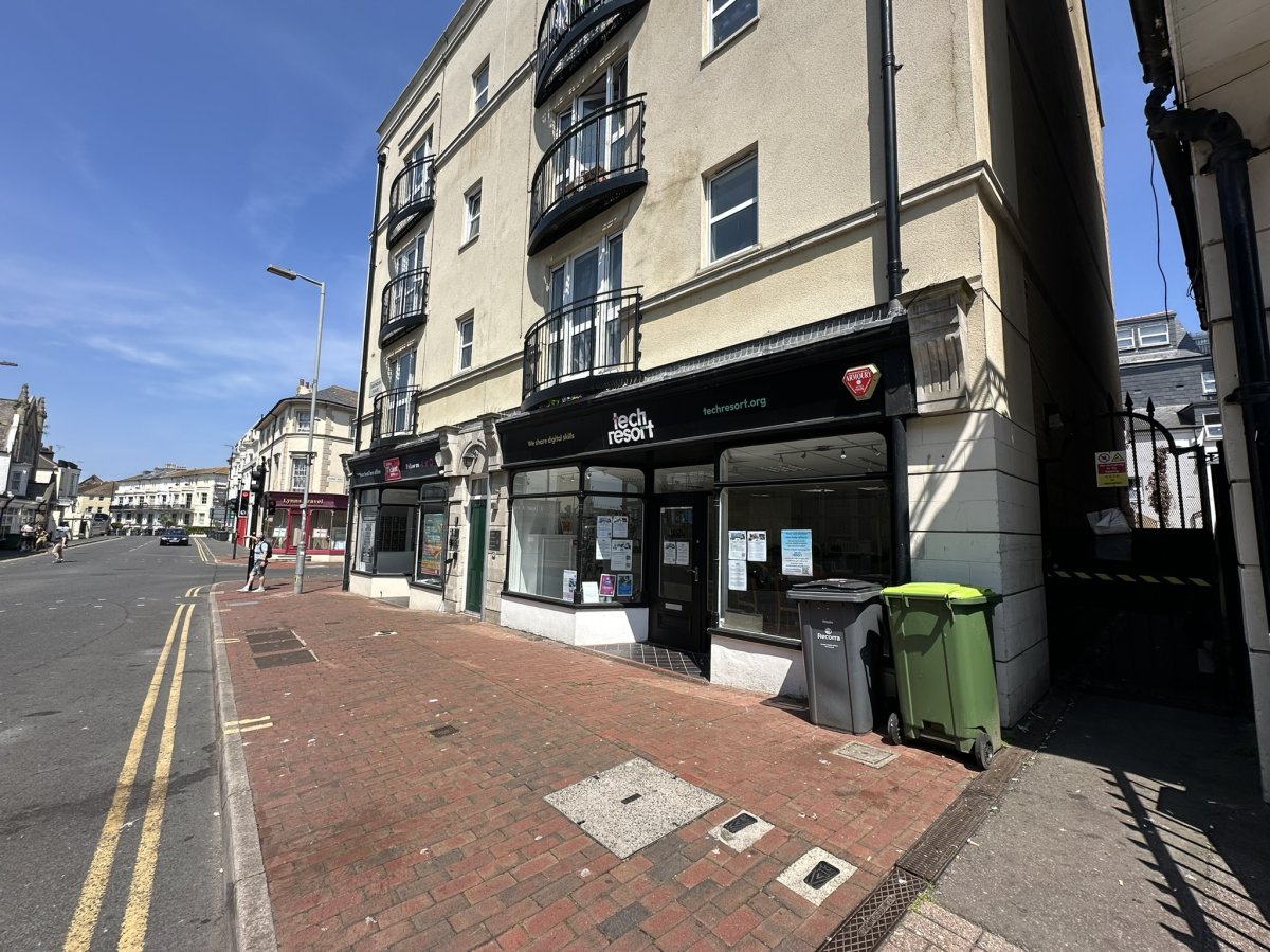 Retail/Shop in Eastbourne - photo 3