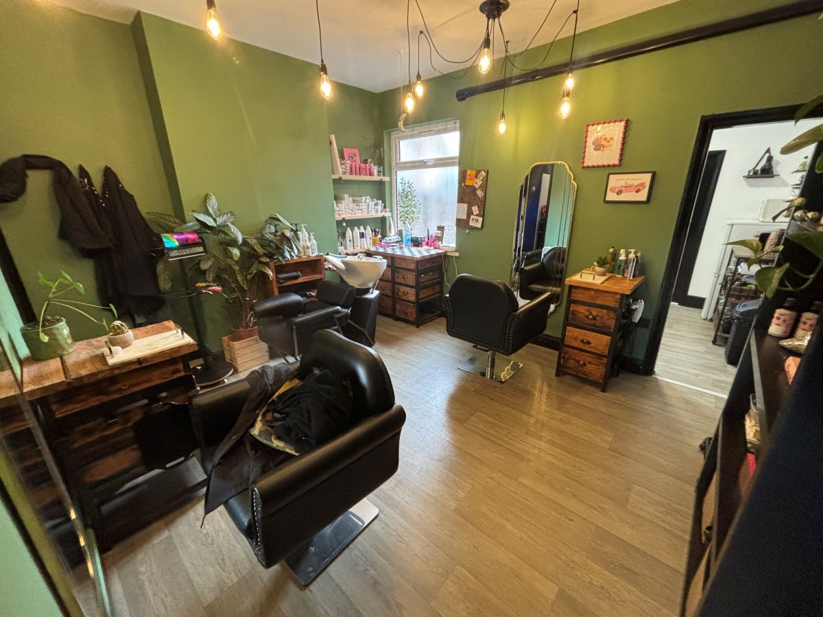 Retail/Shop in Leicester - photo 3