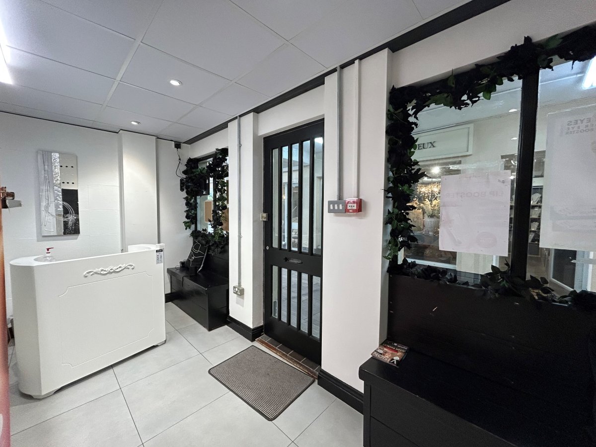 Retail/Shop in Maldon - photo 2