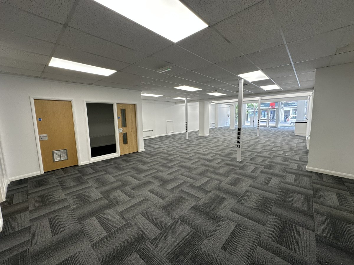 Retail/Shop in Tiverton - photo 3