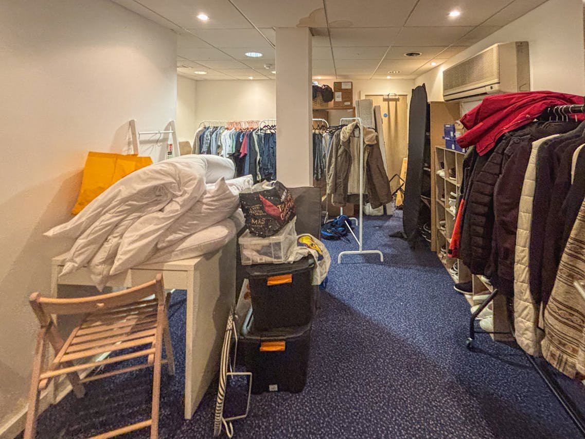 Retail/Shop in Bournemouth - photo 4