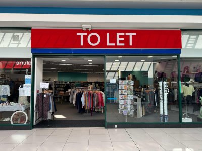 Retail/Shop in Trowbridge - photo 2