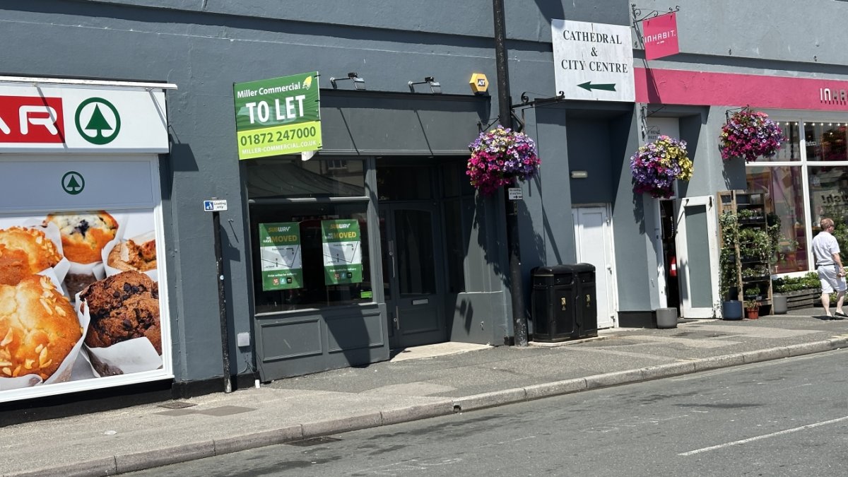 Retail/Shop in Truro - photo 2