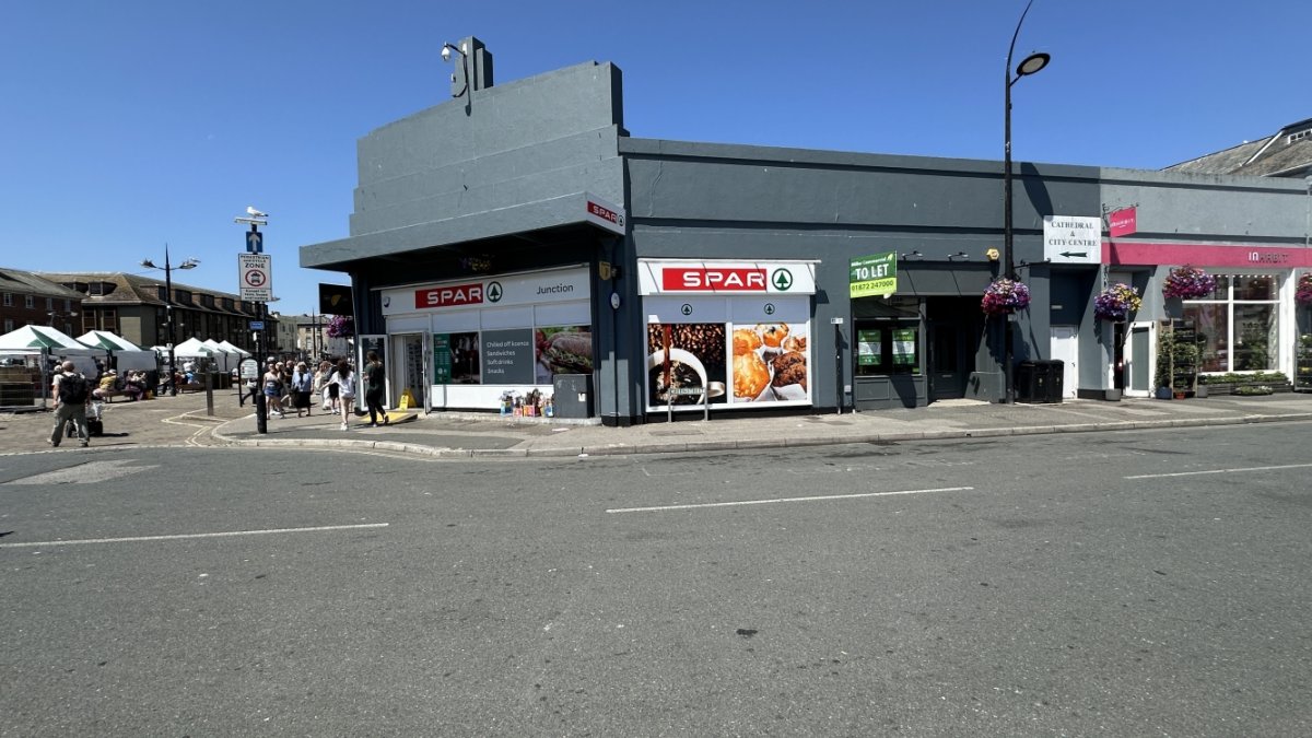 Retail/Shop in Truro - photo 4