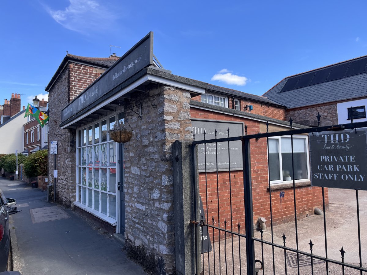 Retail in Topsham