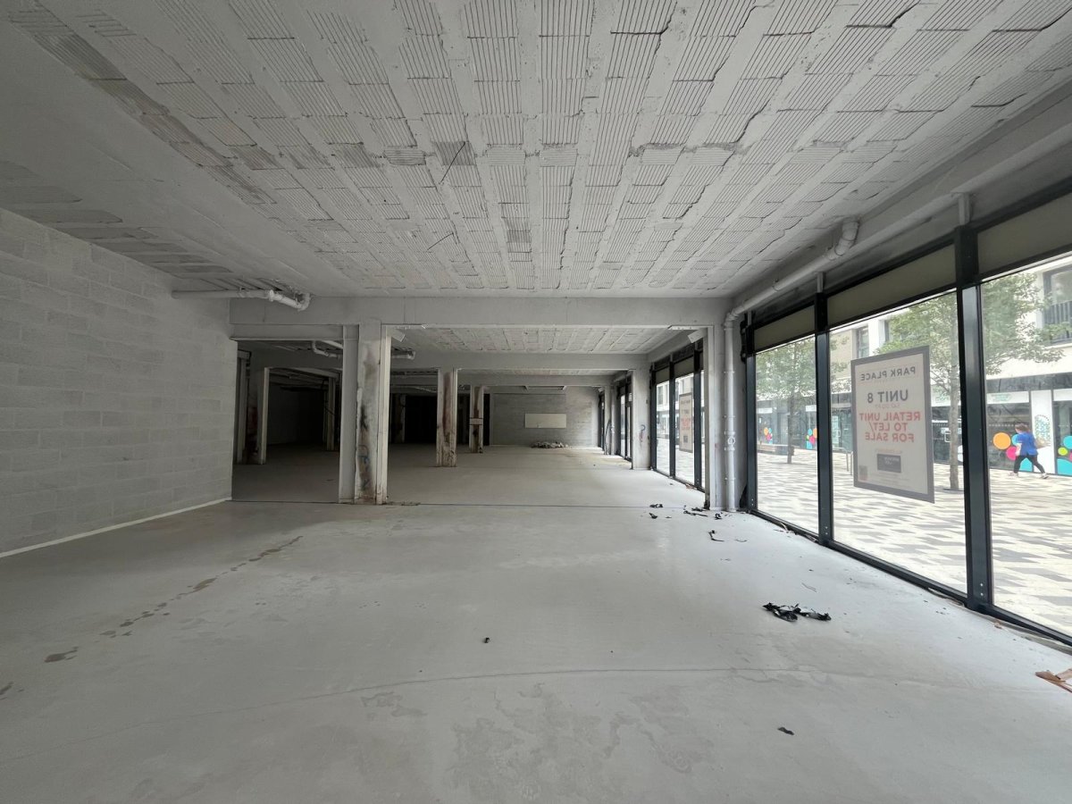 Retail/Shop in Stevenage - photo 2