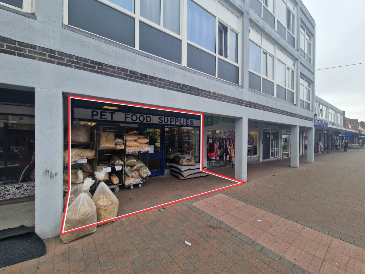 Retail in Arnold