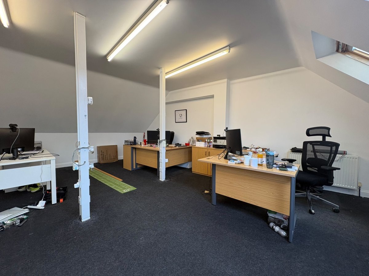 Retail/Shop in Ruddington - photo 3