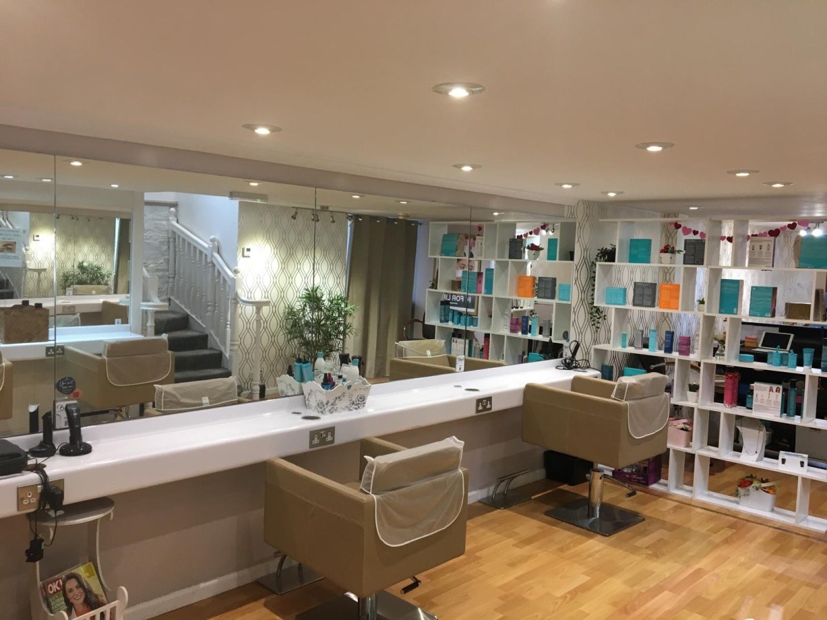 Retail/Shop in Plymouth - photo 4