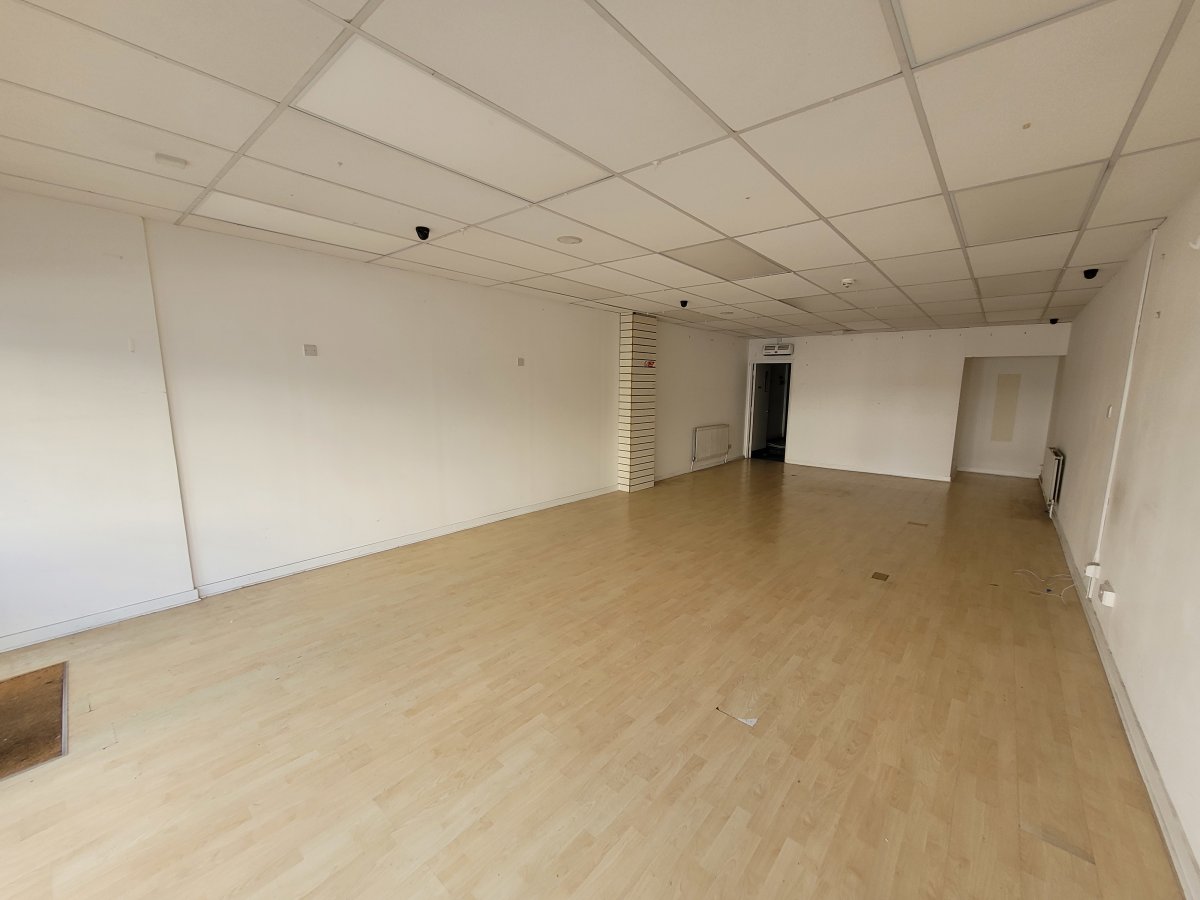 Retail/Shop in St. Neots - photo 2