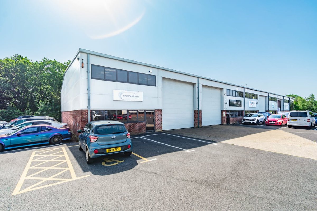 Retail in Ringwood