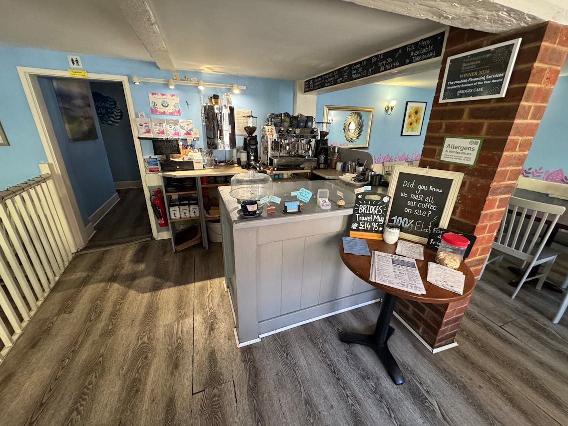 Retail/Shop in Fordingbridge - photo 4