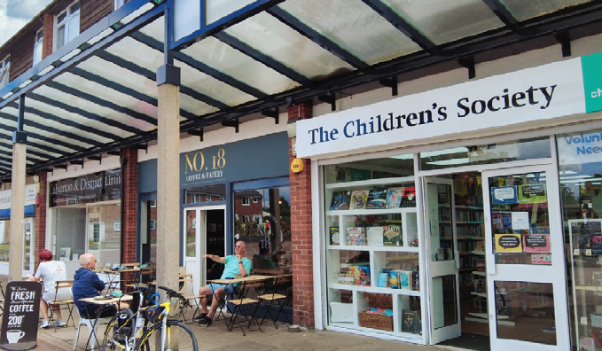 Retail/Shop in Calverton - photo 2