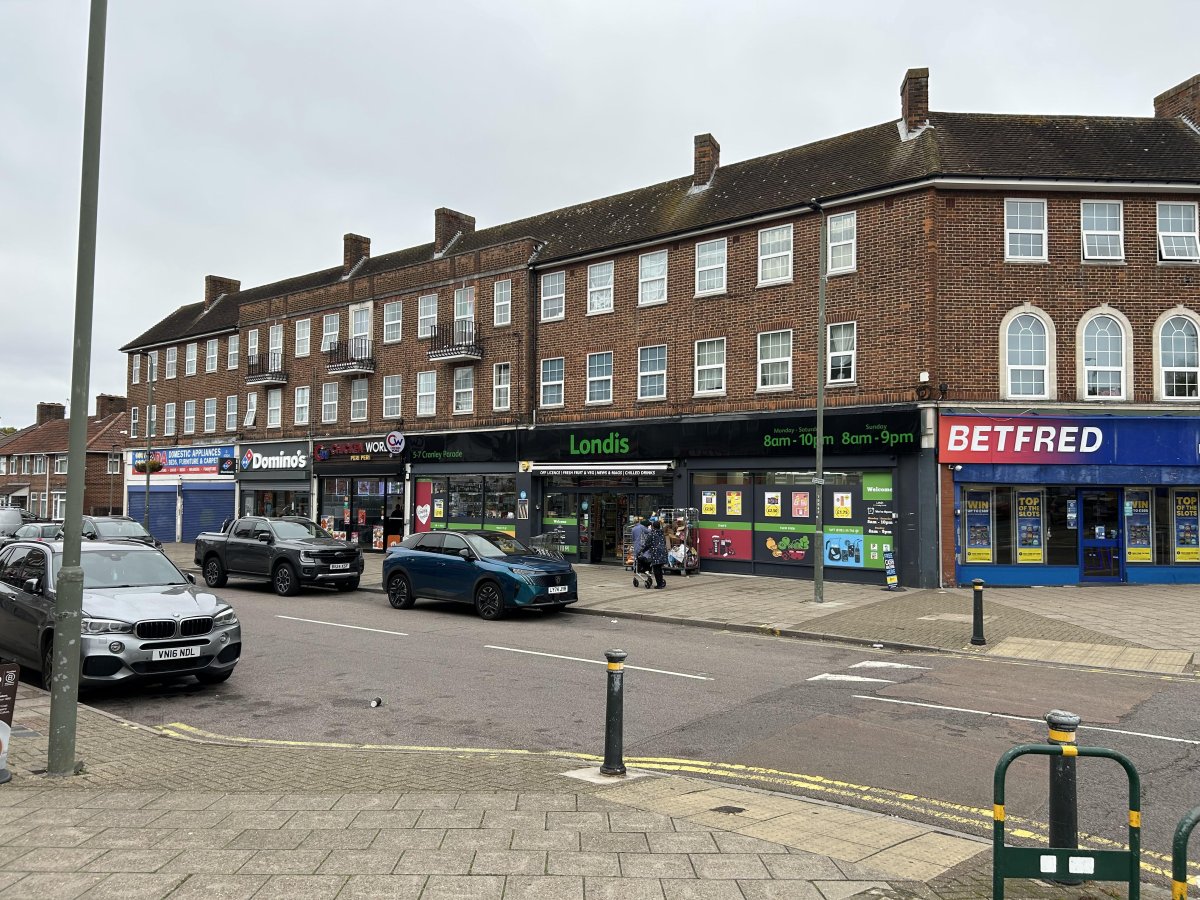 Retail/Shop in Mottingham - photo 3