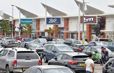 Retail/Shop in Southport - photo 2