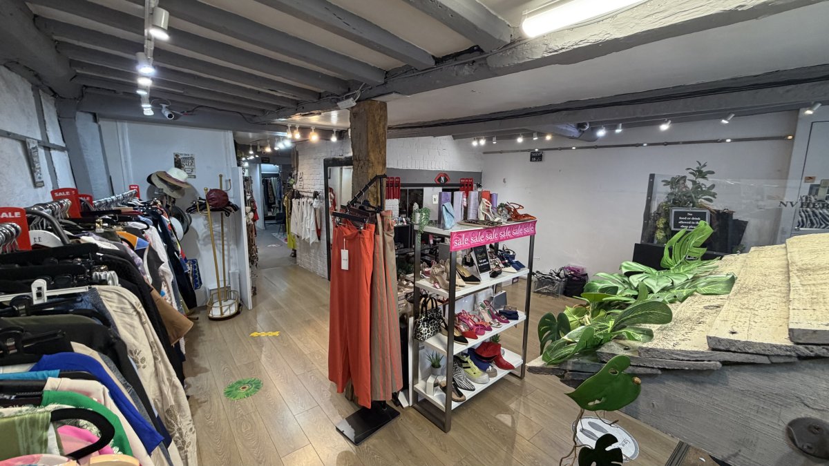 Retail/Shop in Warwick - photo 4