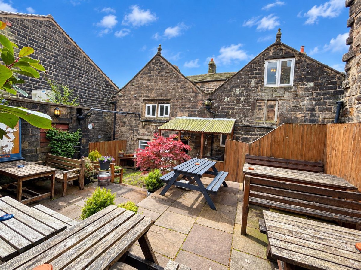 Retail/Shop in Heptonstall - photo 2
