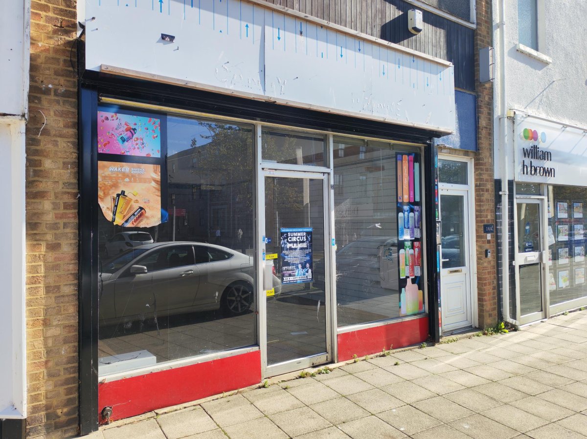 Retail/Shop in Lowestoft - photo 2