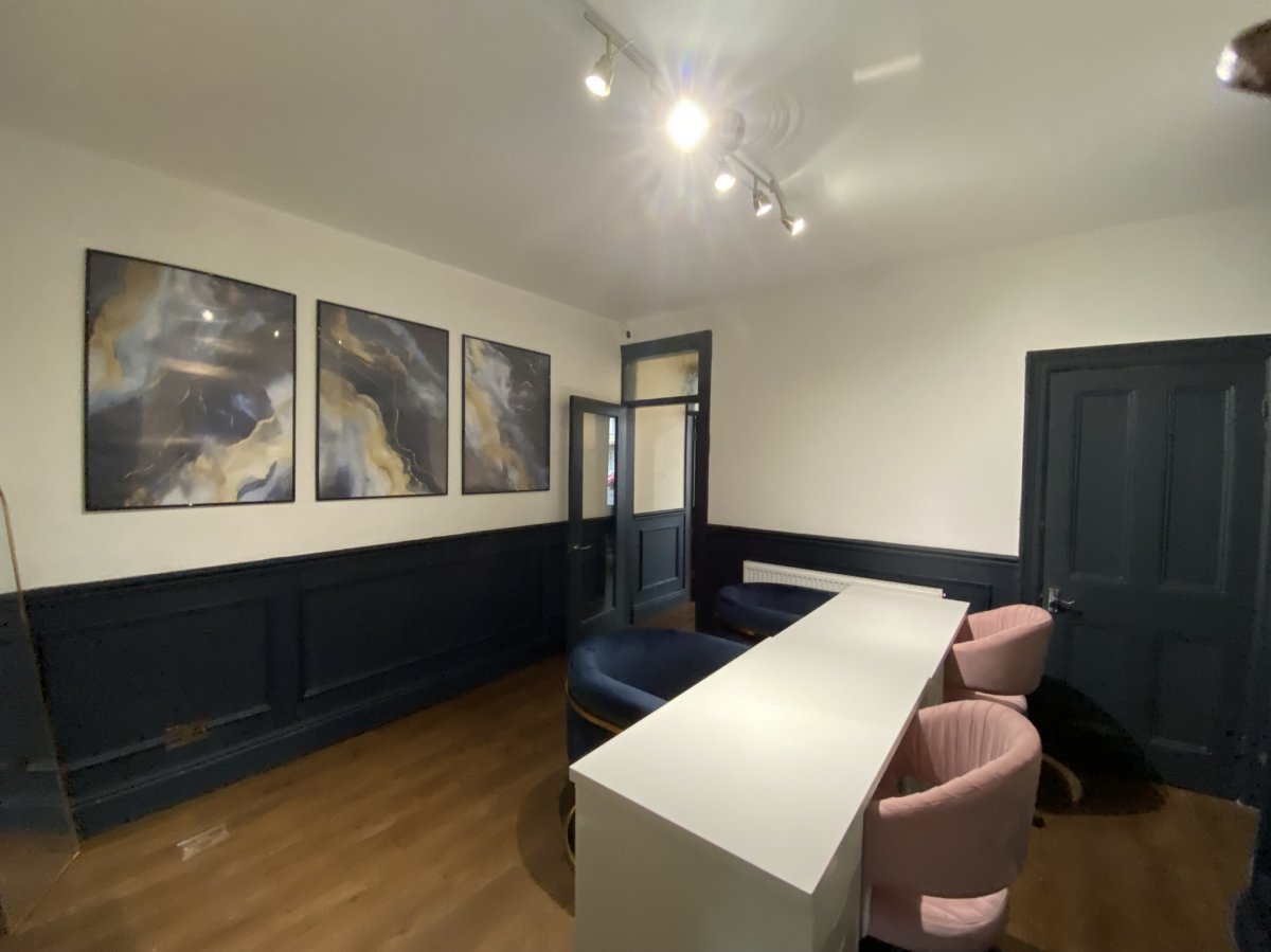 Retail/Shop in Doncaster - photo 4