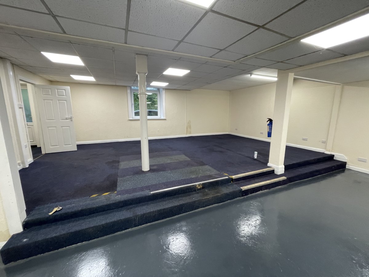 Retail in Honley