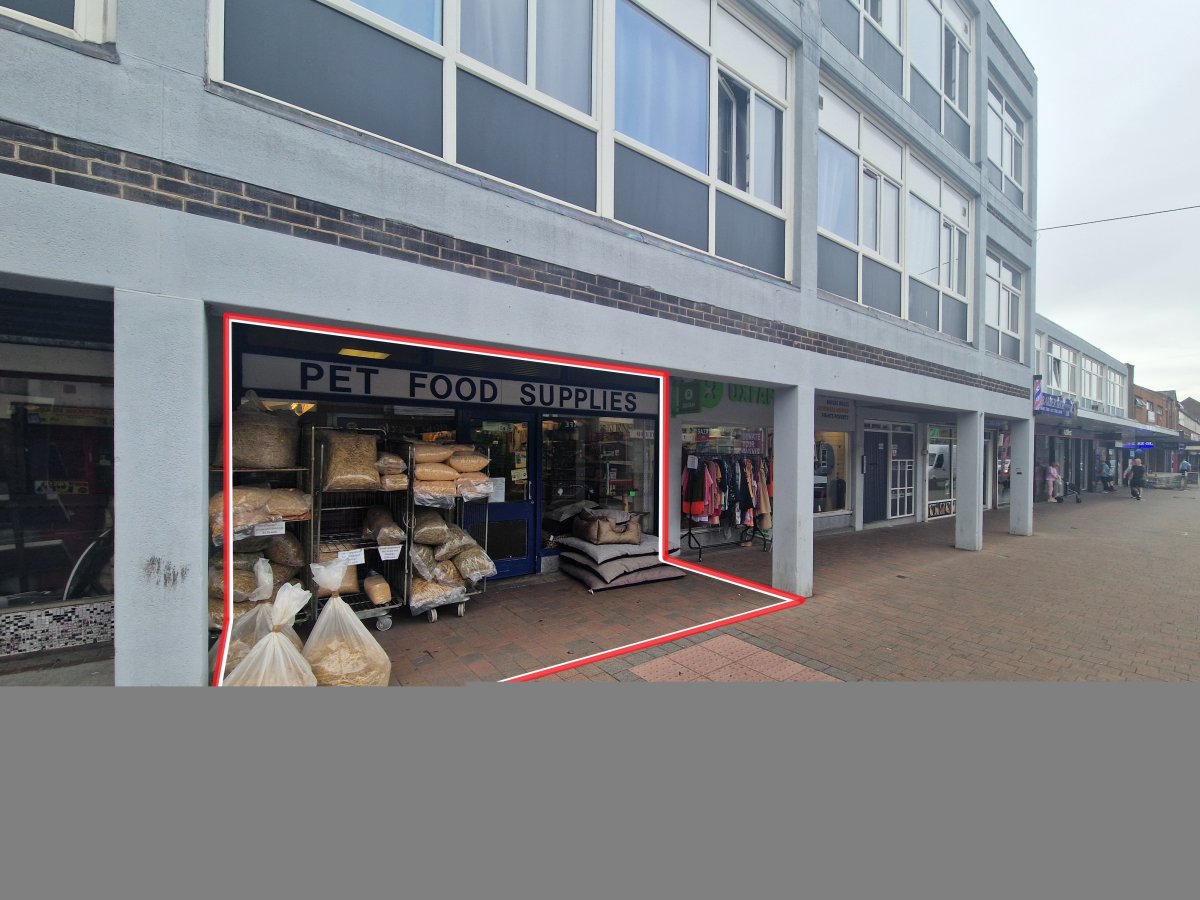 Retail in Arnold