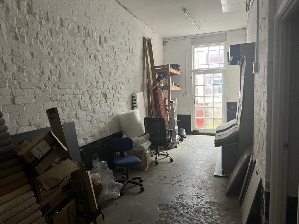 Retail/Shop in Ottery St. Mary - photo 3