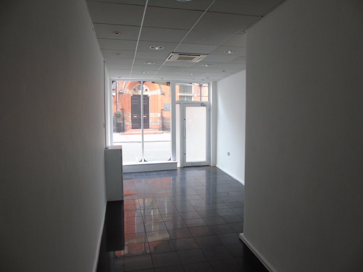 Retail/Shop in Derby - photo 3