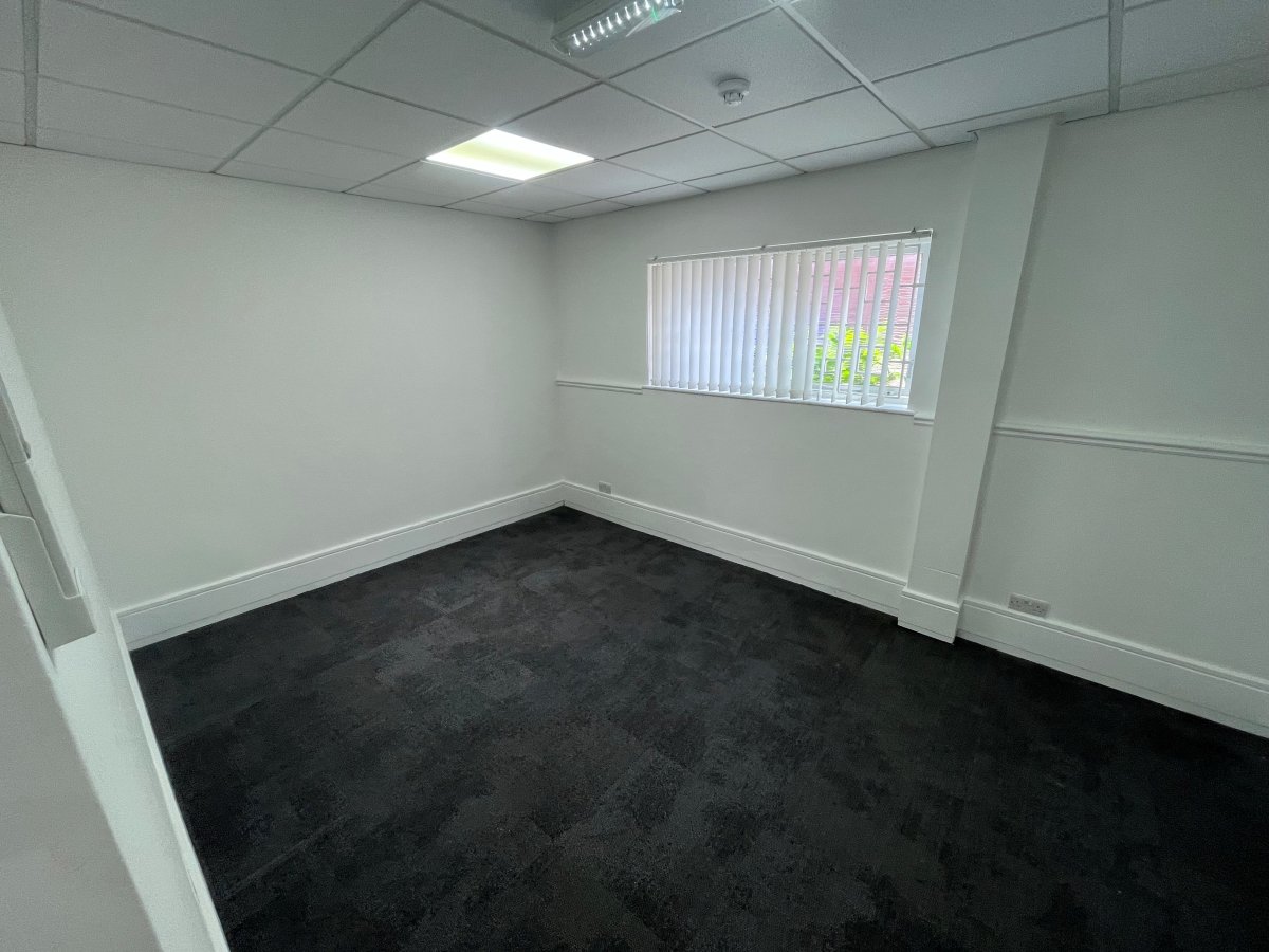Retail/Shop in Fakenham - photo 3