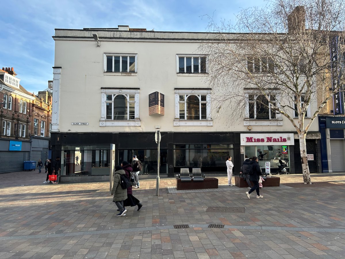 Retail/Shop in Leicester - photo 2