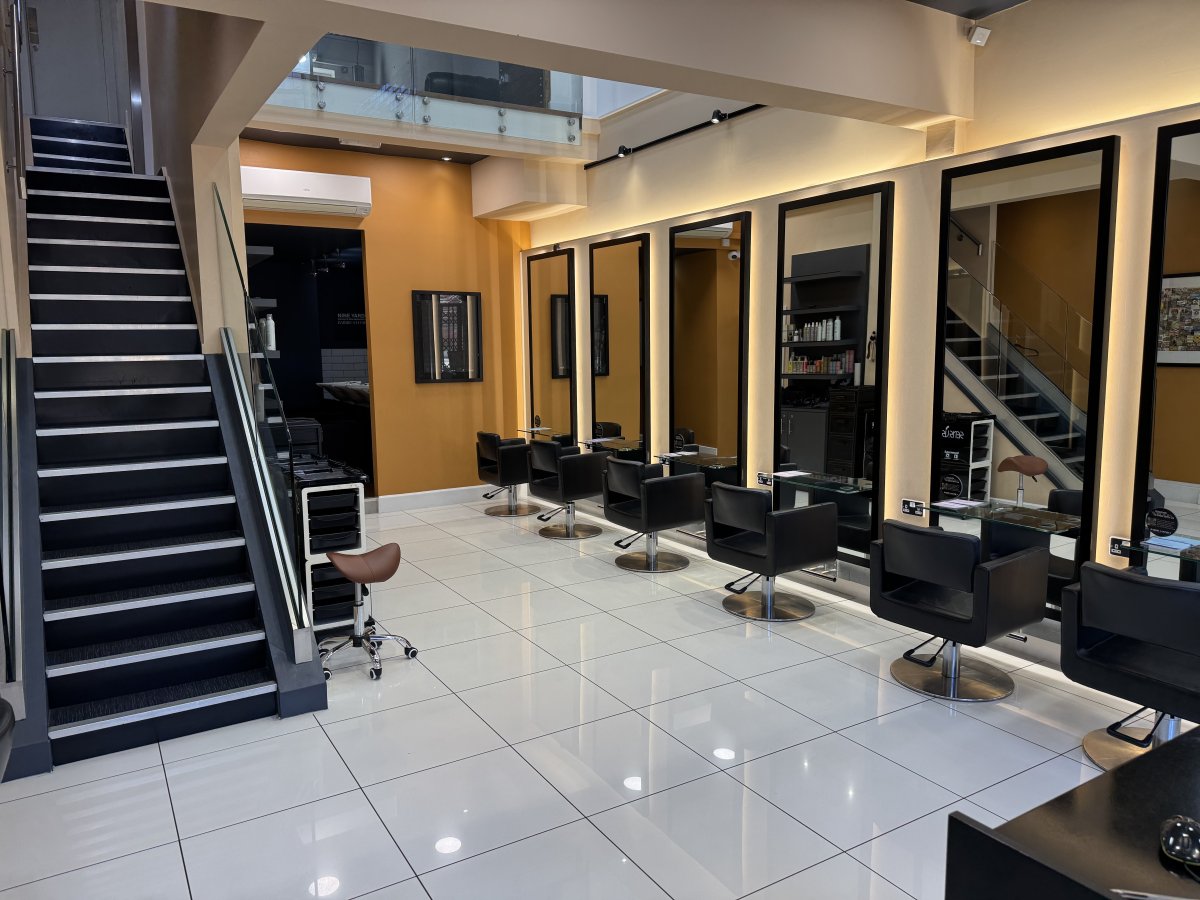 Retail/Shop in Leicester - photo 3