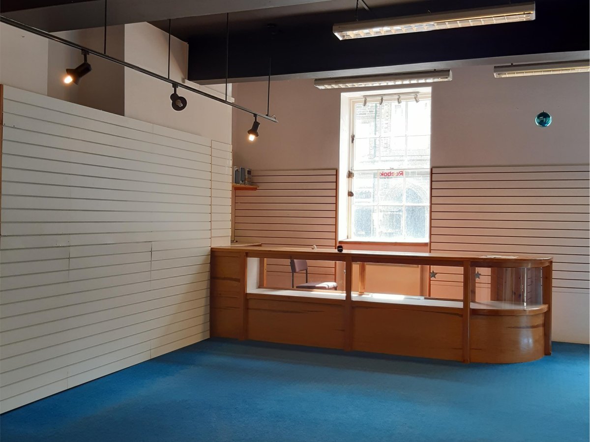 Retail/Shop in Tavistock - photo 3