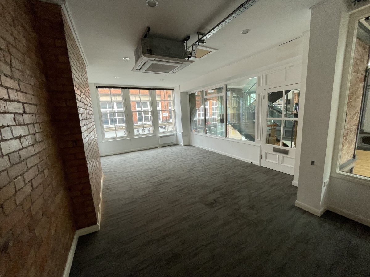 Retail/Shop in Leicester - photo 4