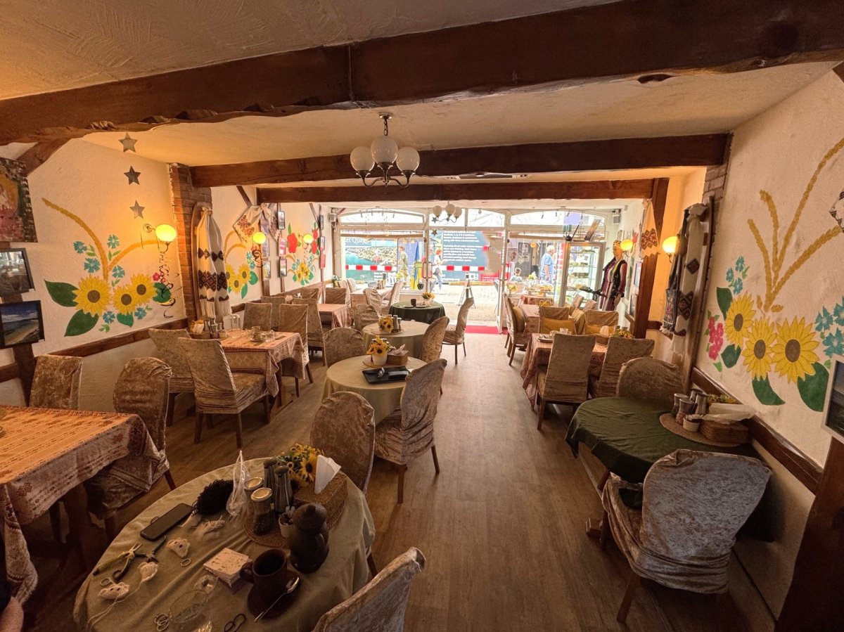 Retail/Shop in Falmouth - photo 4