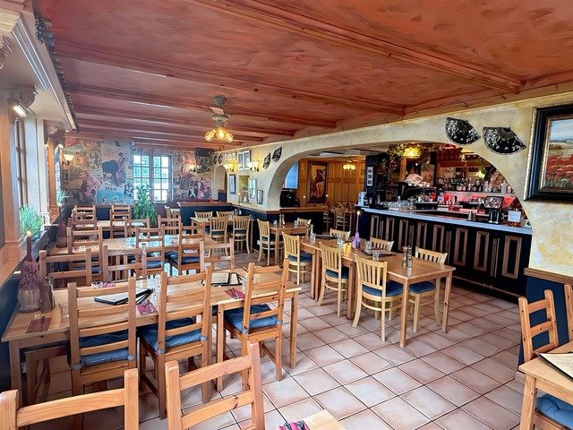 Retail/Shop in Carbis Bay - photo 3