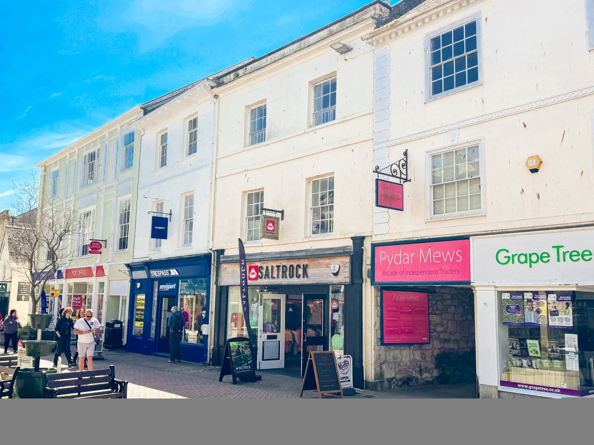 Retail/Shop in Truro - photo 2