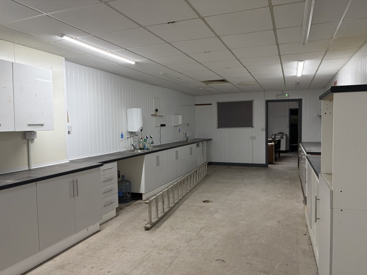 Retail/Shop in Heanor - photo 4