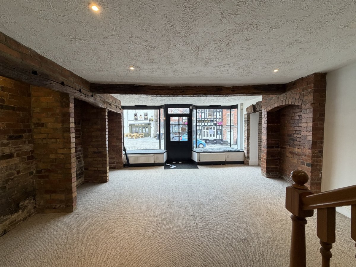 Retail/Shop in Ashbourne - photo 4